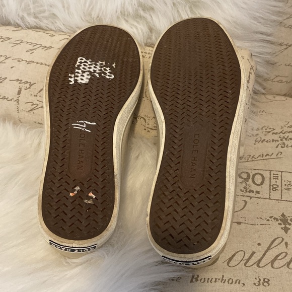 Cole Haan penny Loafers. Size 8. Excellent condition. Beige. - Picture 8 of 8